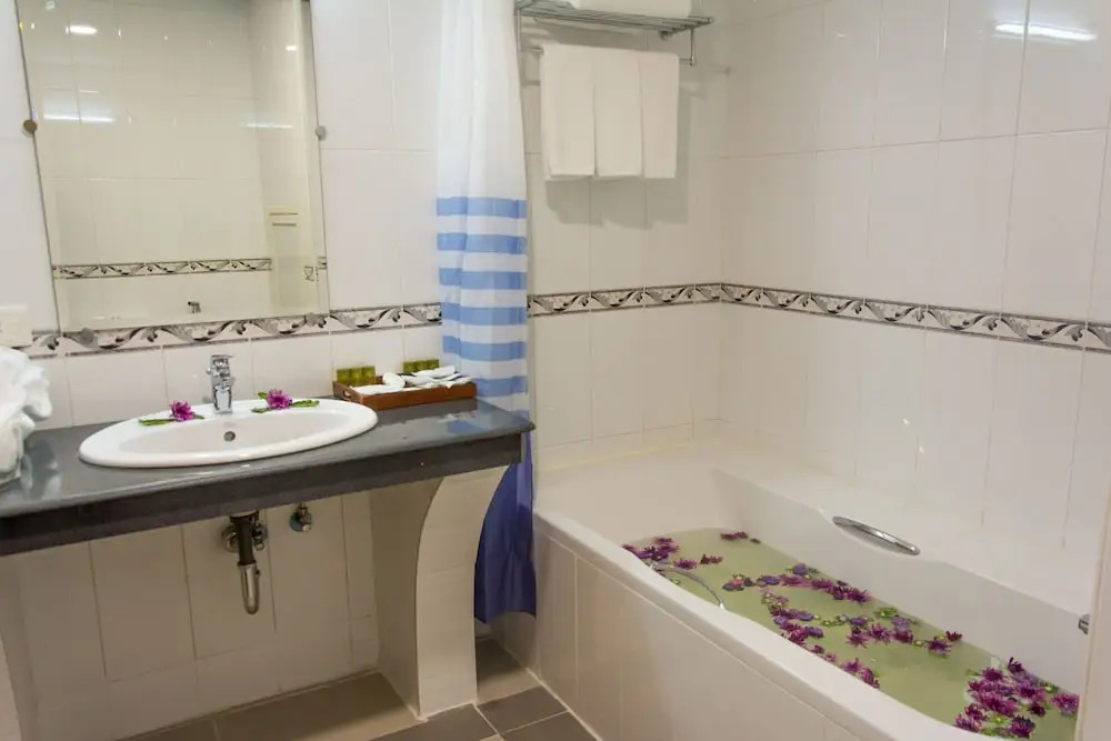 Lin Unity Win Hotel