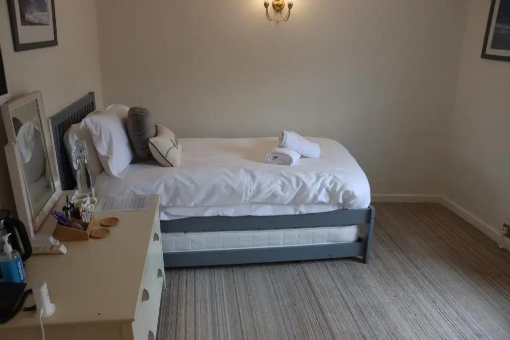 The Mariners Hotel