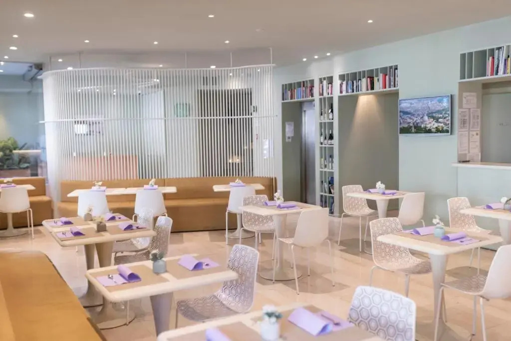 Aromi Piccolo Hotel