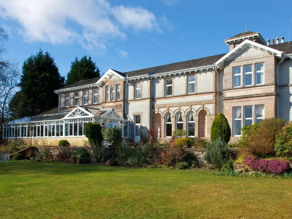 Rosslea Hall Hotel