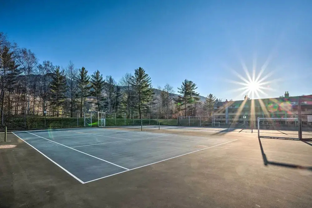 Loon Mountain Townhome w/ Pool + Slope Views!