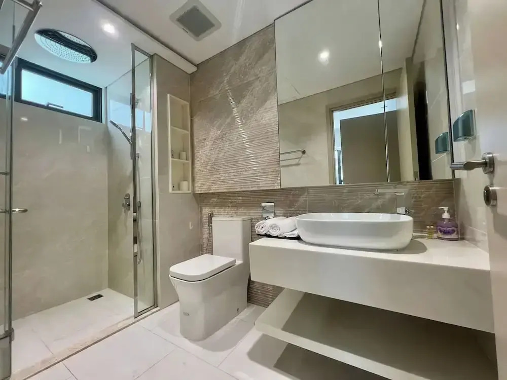 The Antonia Apartments - Korea Town D7