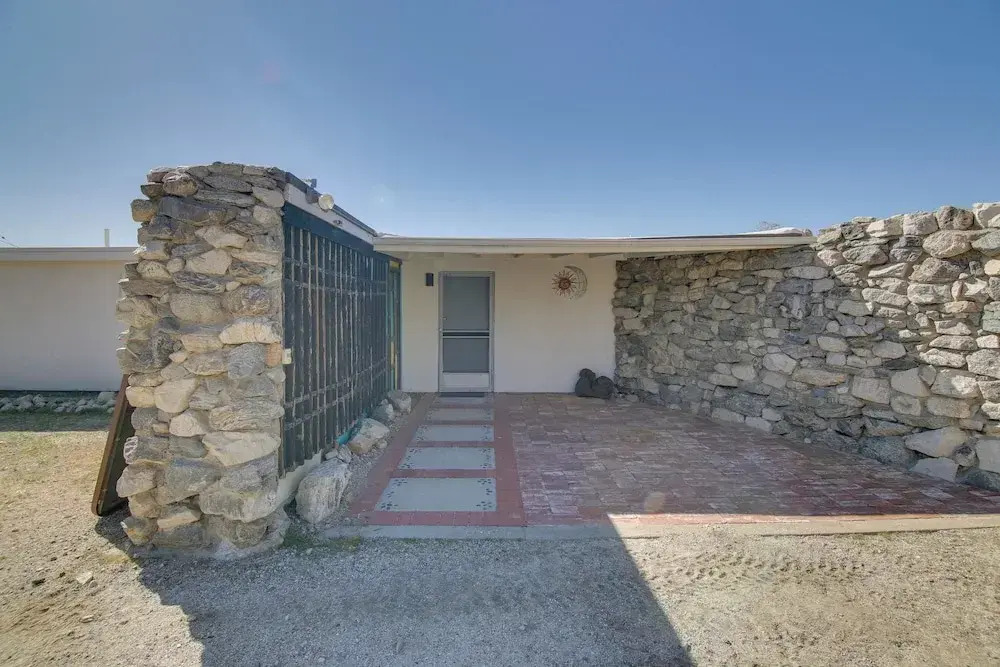 Patio & Views: Eccentric Desert Hot Springs Home
