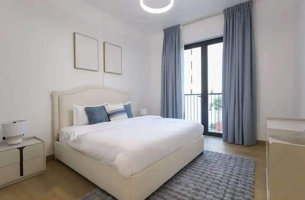 Elite LUX Holiday Homes - 1bhk Beachside Retreat at Port De La Mer Dubai