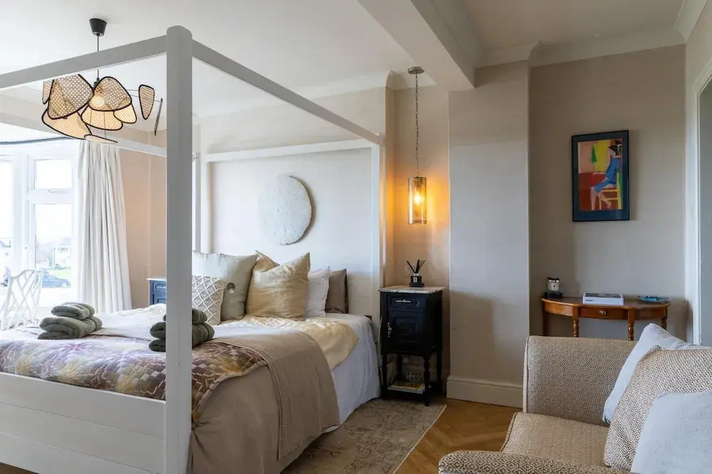 Seaview House - 5 Bedroom - Southgate