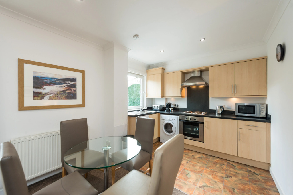 Fountain Court Apartments - Harris