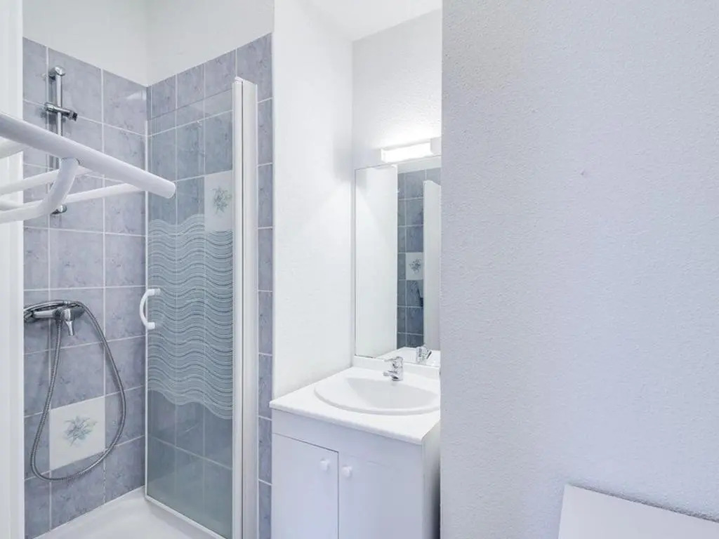 Appartement Cauterets, 2 Pièces, 4 Personnes - Fr-1-401-1