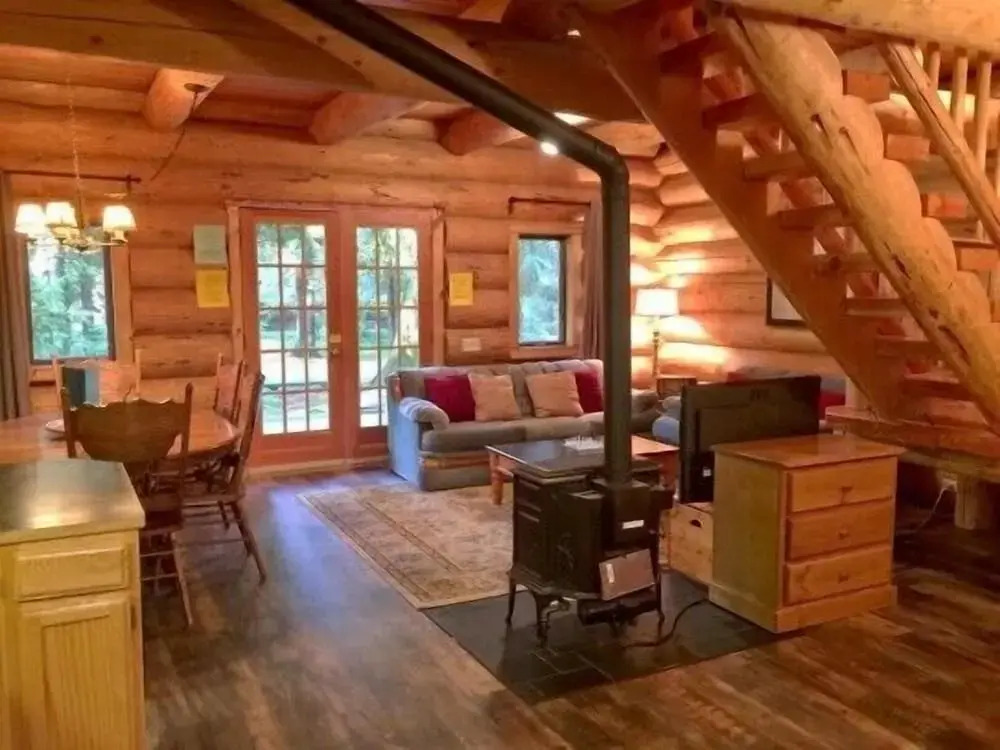 Mt Baker Lodging Cabin 10 Sleeps 8