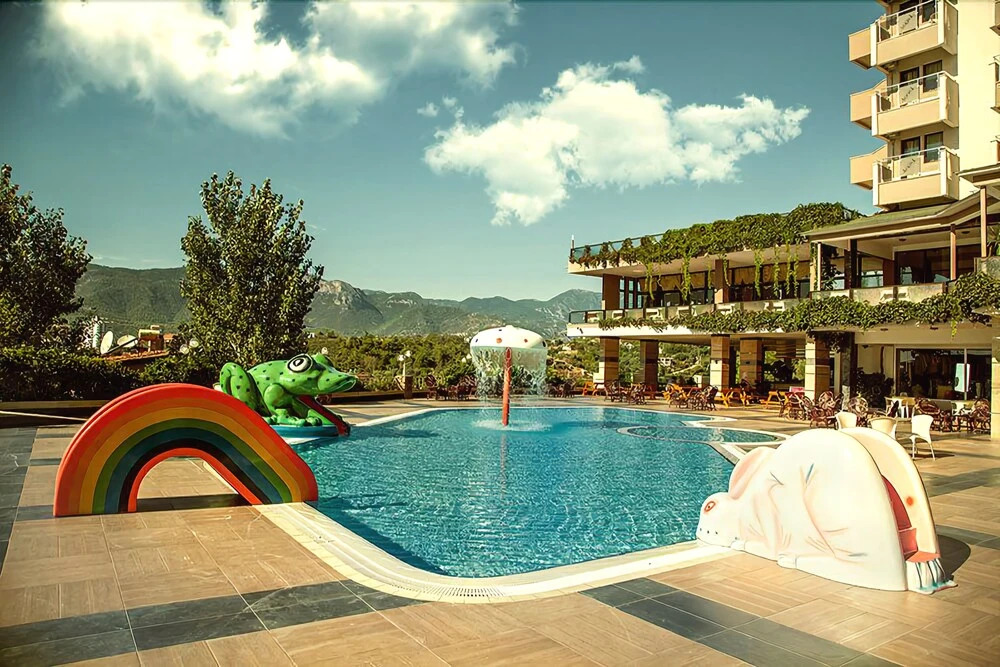 Akropol Hotel