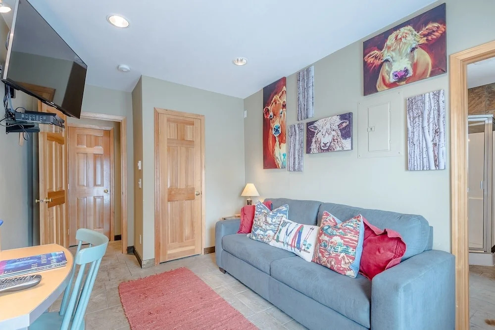 Alpine Villa 24 - 2 Br Condo
