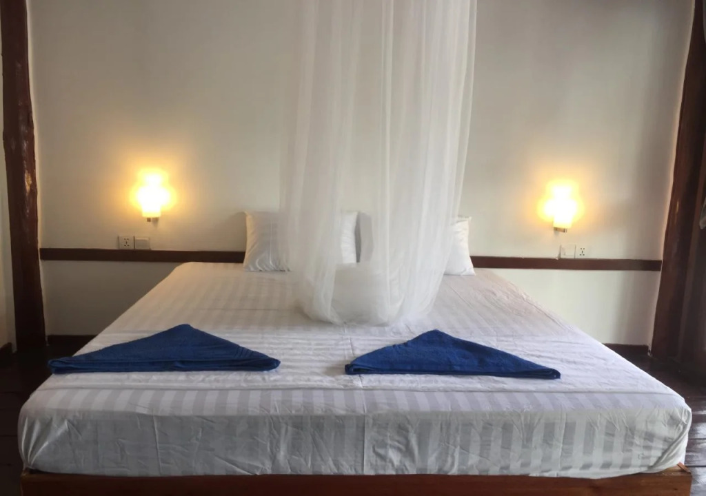 Malibu Hostel