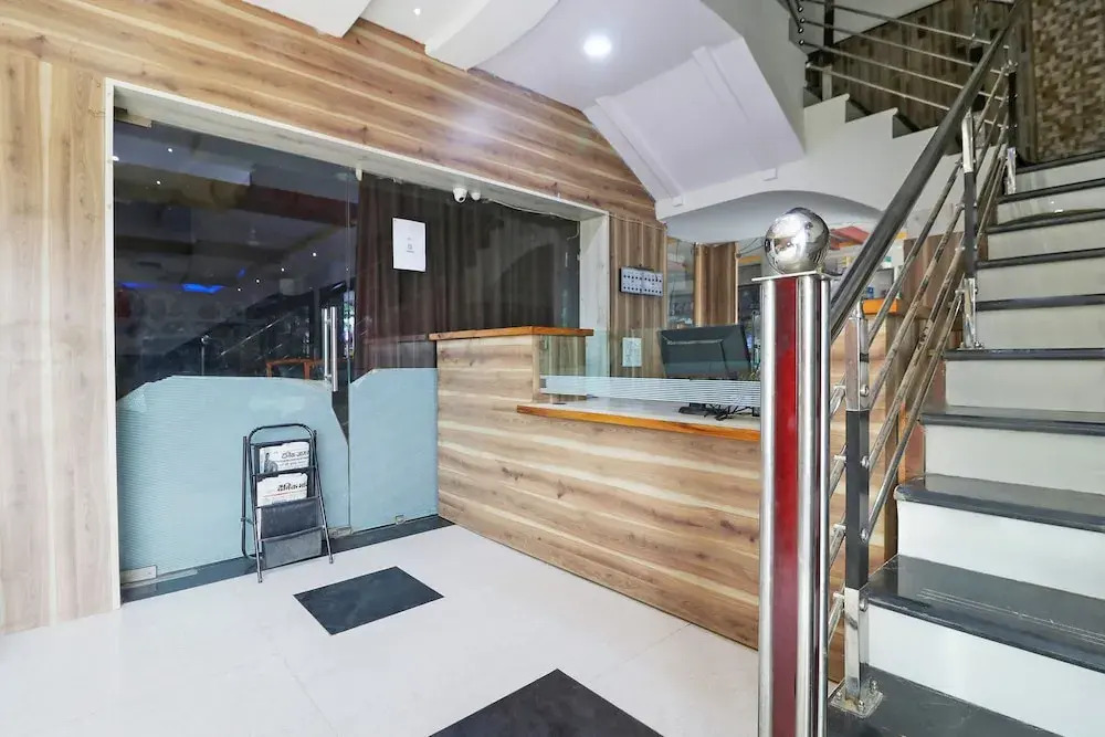 OYO 45599 Hotel Aaditya