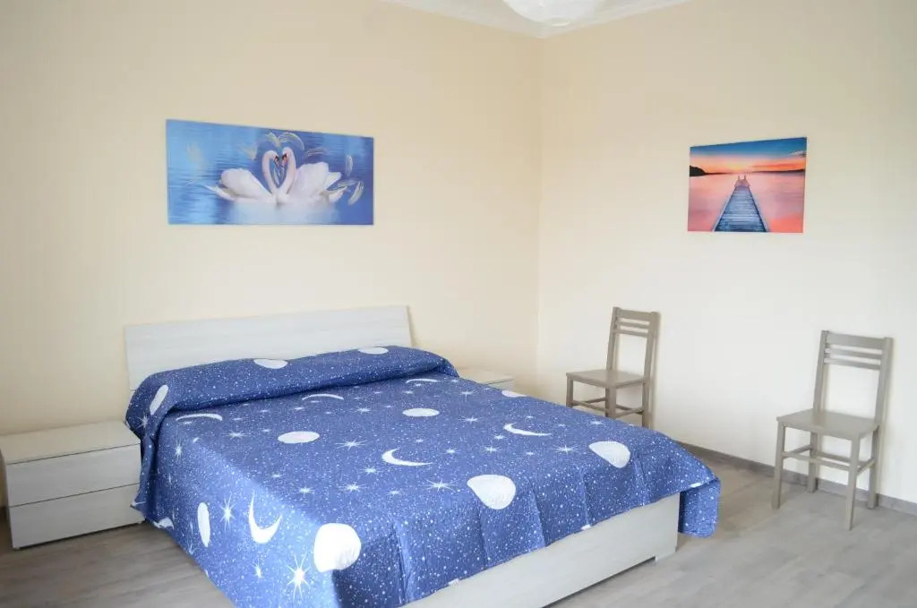 Fondachello Beach House 2