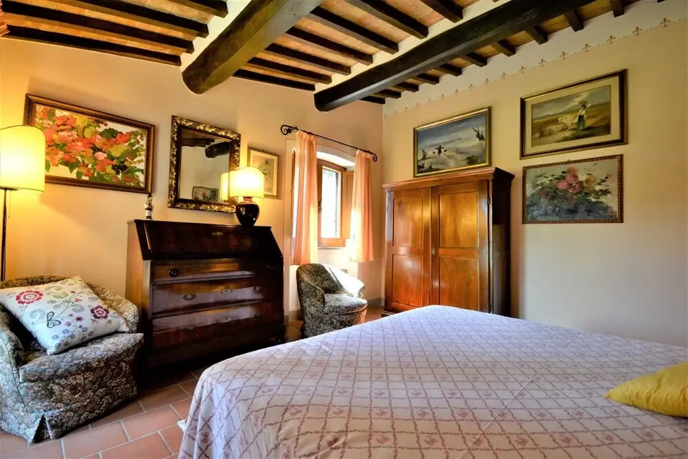 Villa in Umbria with Pool near Lake Trasimeno