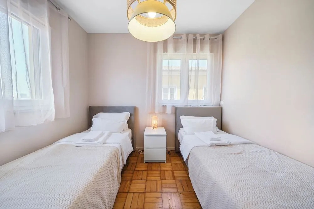 New Apartments Luiz I Bridge by Amber Star Rent