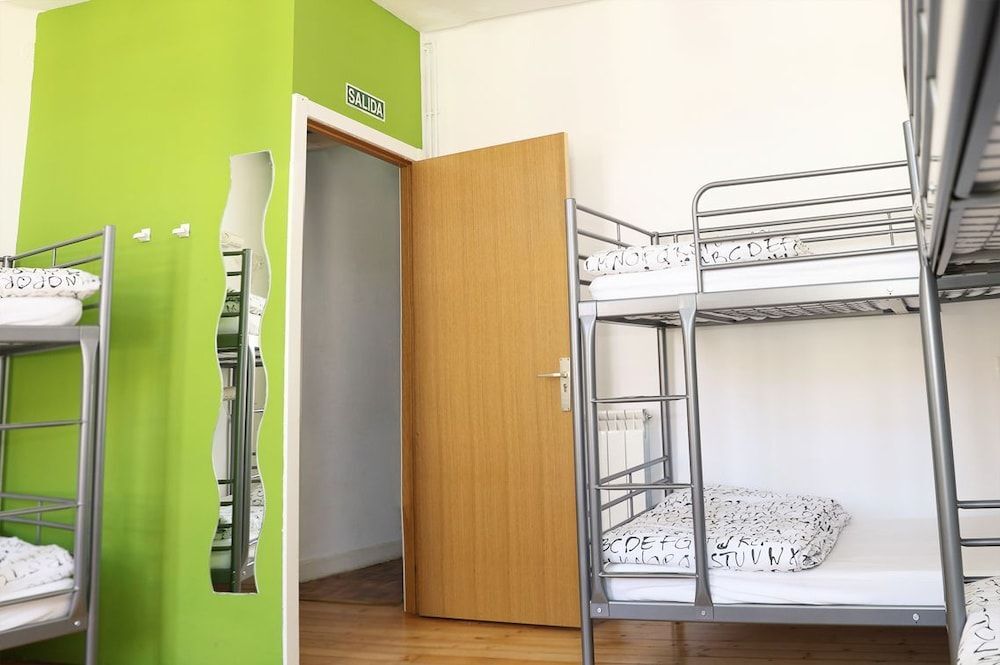 Leon Hostel