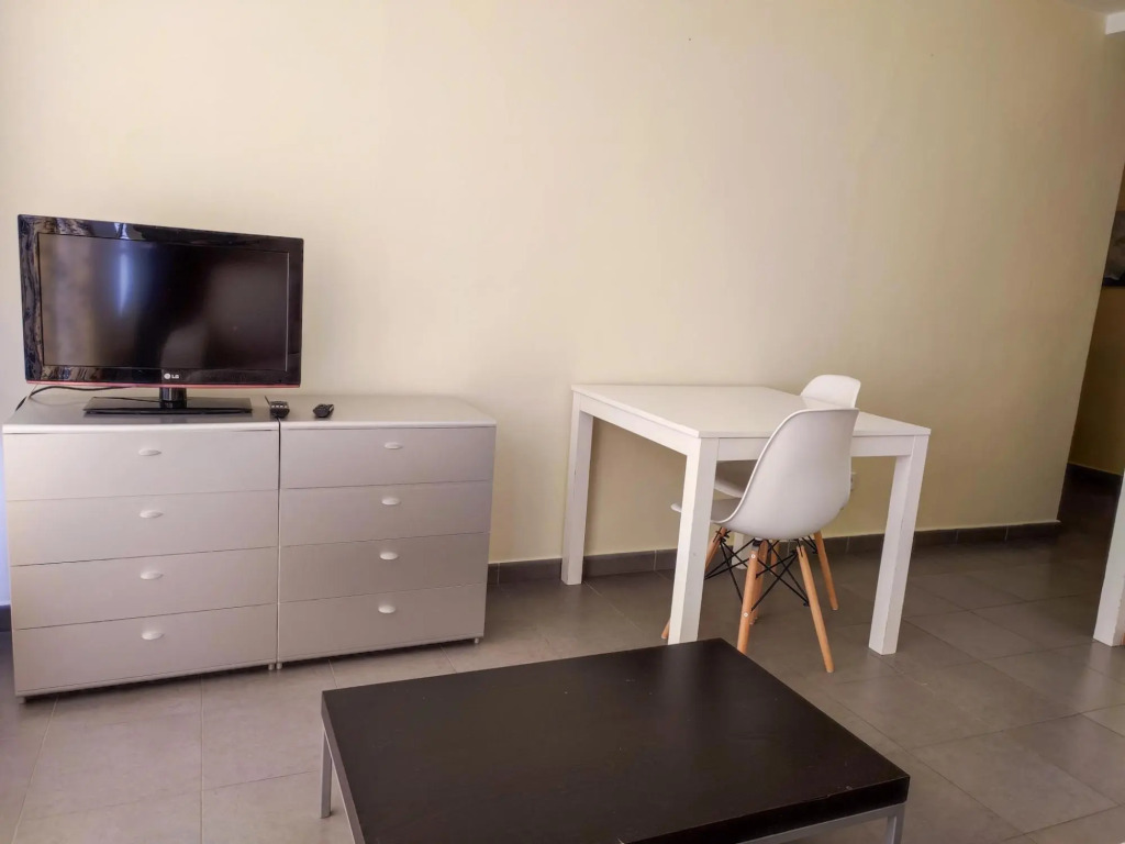 Cannes Planta 3 , Porta 7