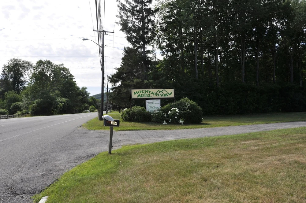 East Rock Inn