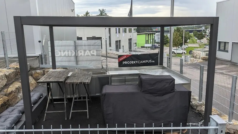 BUSINESS-MOTEL, free massage chairs, secure XL-Parking, 24h-Checkin