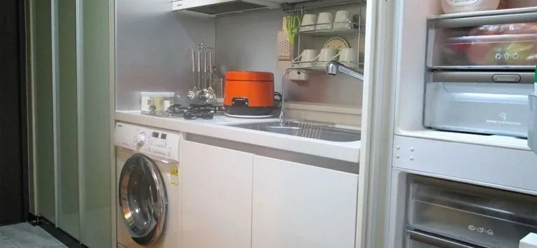 Gwanghwamun Luxury Studio Condo