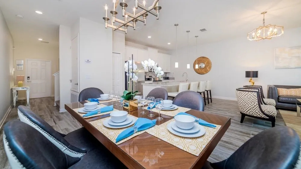 Grhdog9029 - Champions Gate Resort - 4 Bed 3 Baths Townhouse