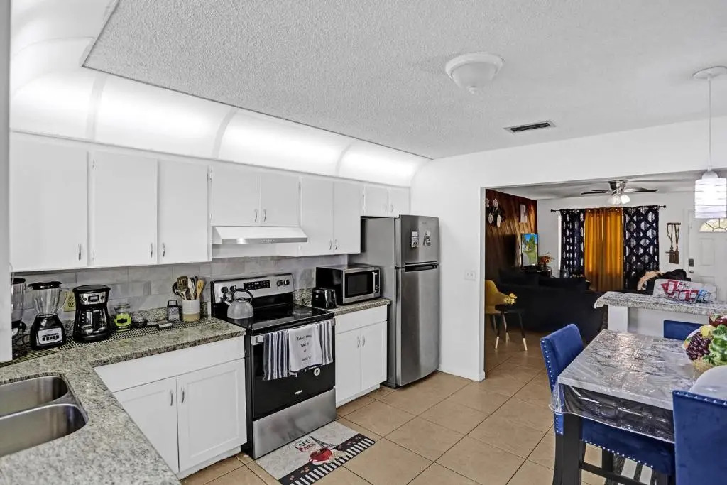 RJ3 guesthouse!Booking