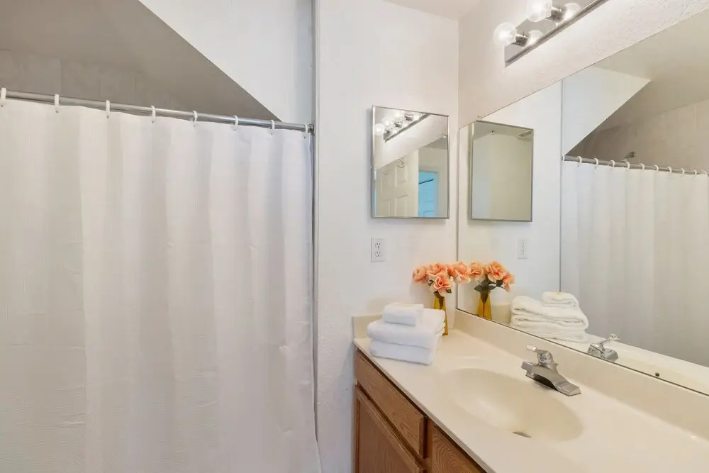 Villas at Seven Dwarfs - 4561 Yellowgold Road West