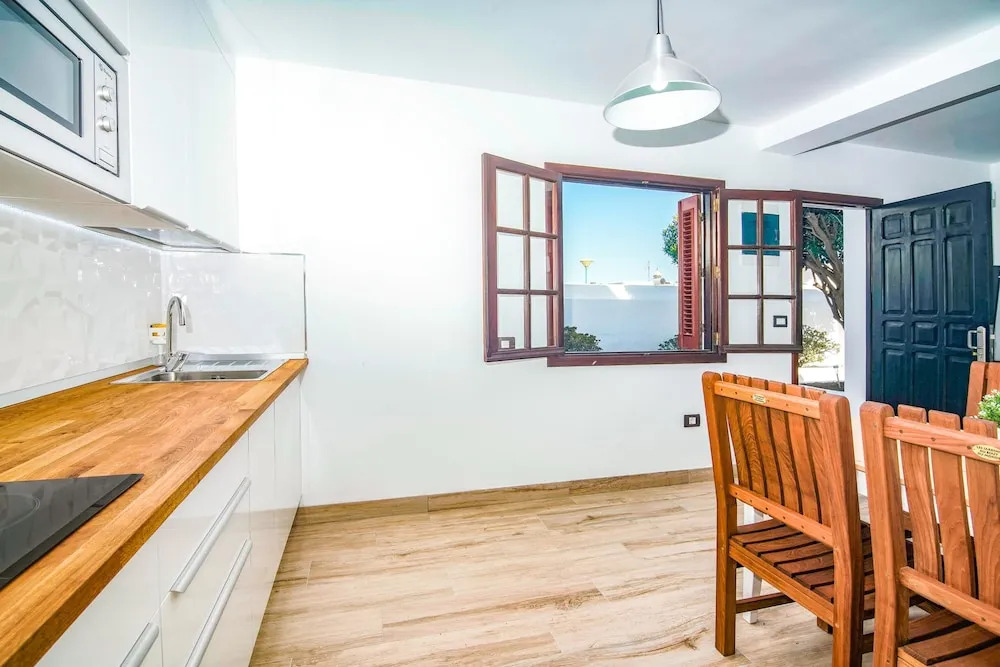 Sunset Apartment