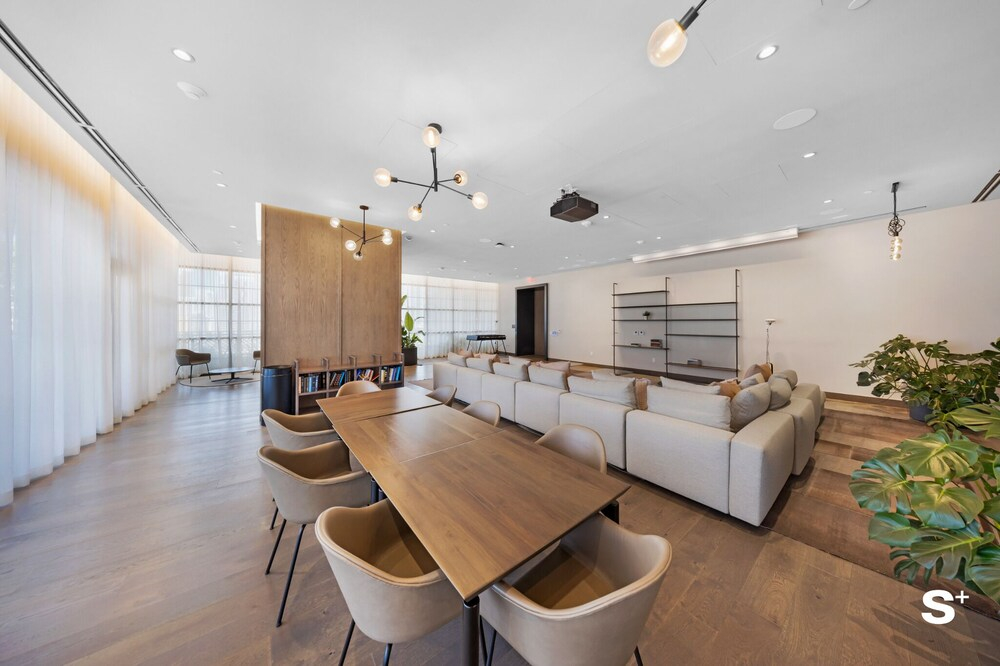 Modern DTW Studio in the Heart of Miami