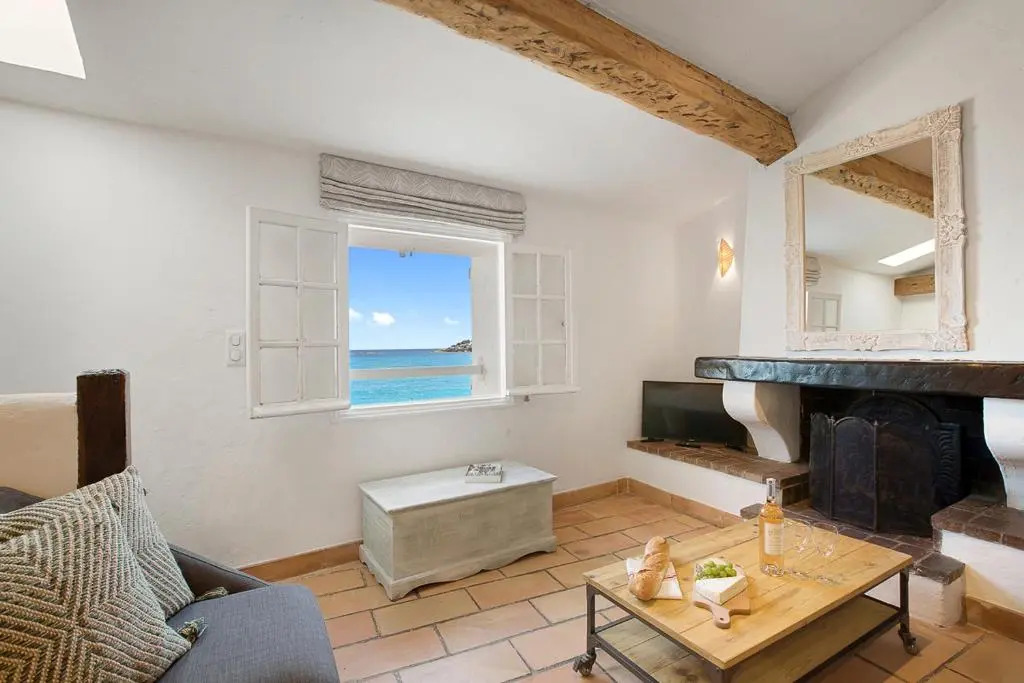 The Sea Apartment 2 - Sea view on the ramparts of Old Town Antibes