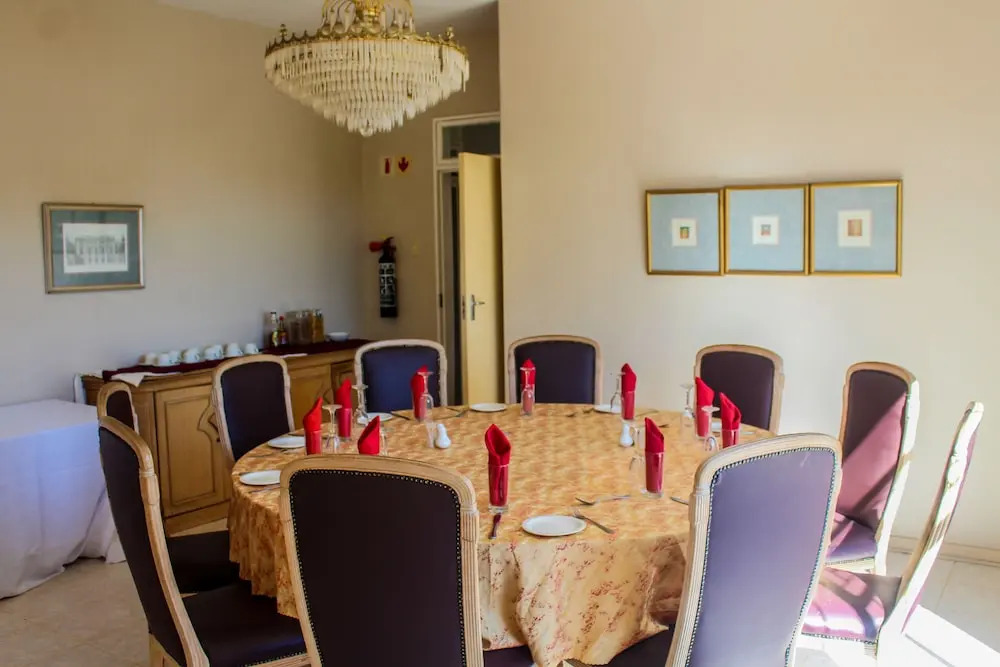 Madonsa Guest House