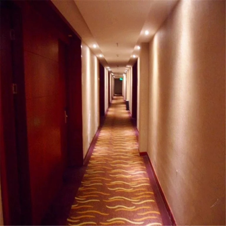 Leyi Inn