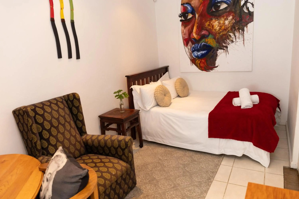 Staymore Cape Winelands Homestay