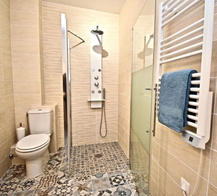 Riviera Standing Appartement La Couronne premium, vue mer