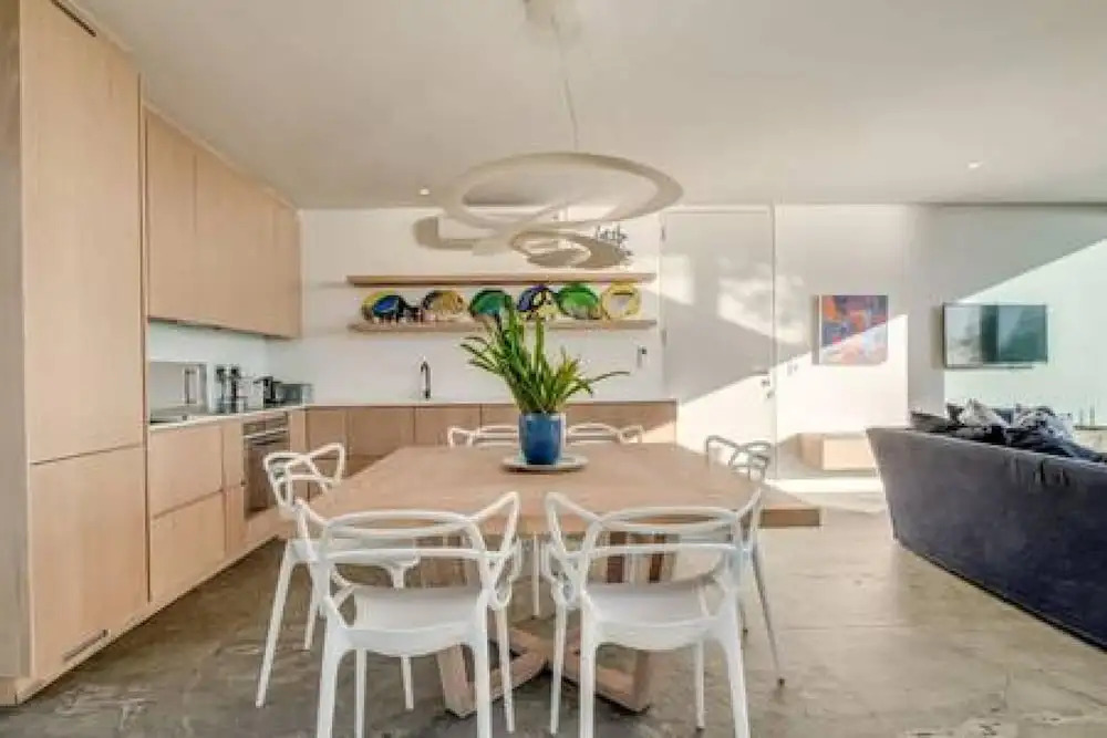 Unique Camps Bay Apartment w Private Pool Coral Sea