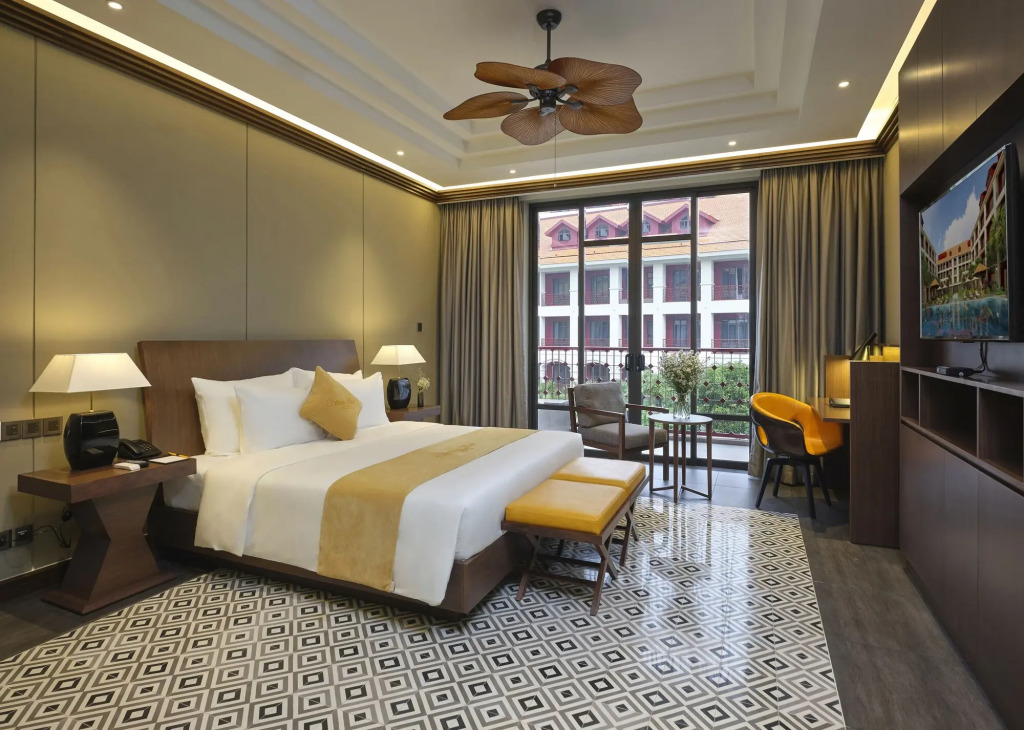 Senna Hue Hotel