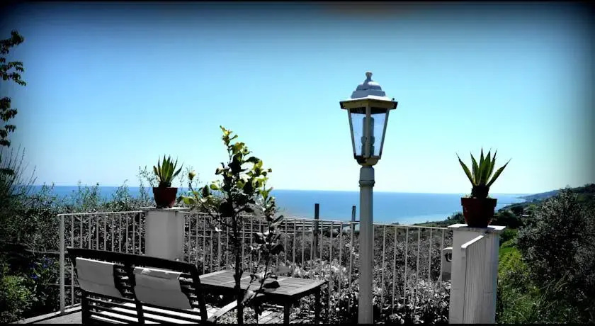 B&B Costaginestre
