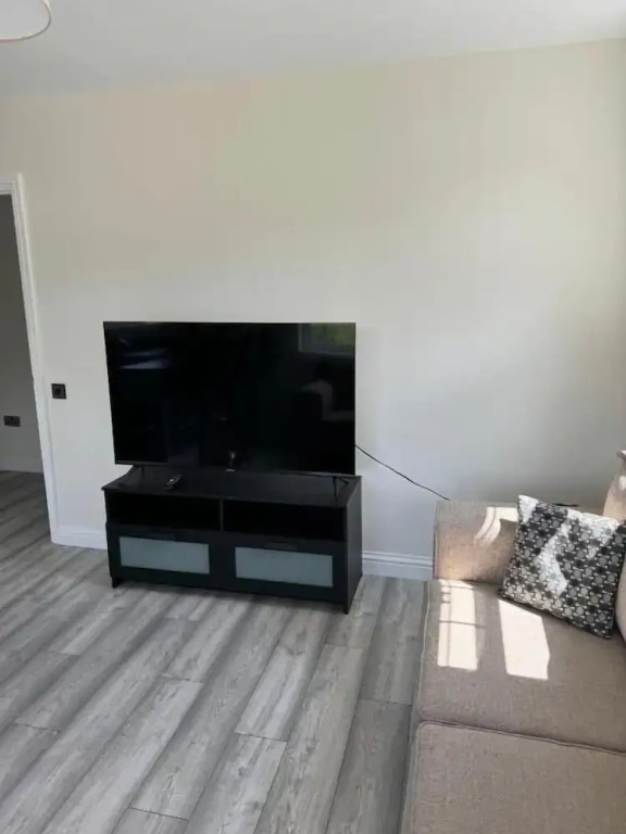 Glass Street Apartment