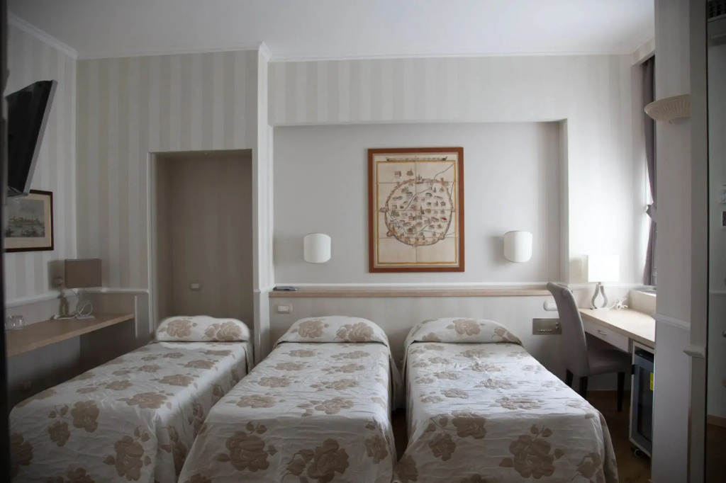Hotel Flora