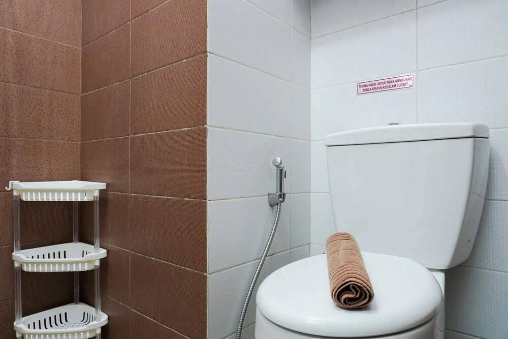 Minimalist and Relaxing 1BR Apartment at Puri Orchard