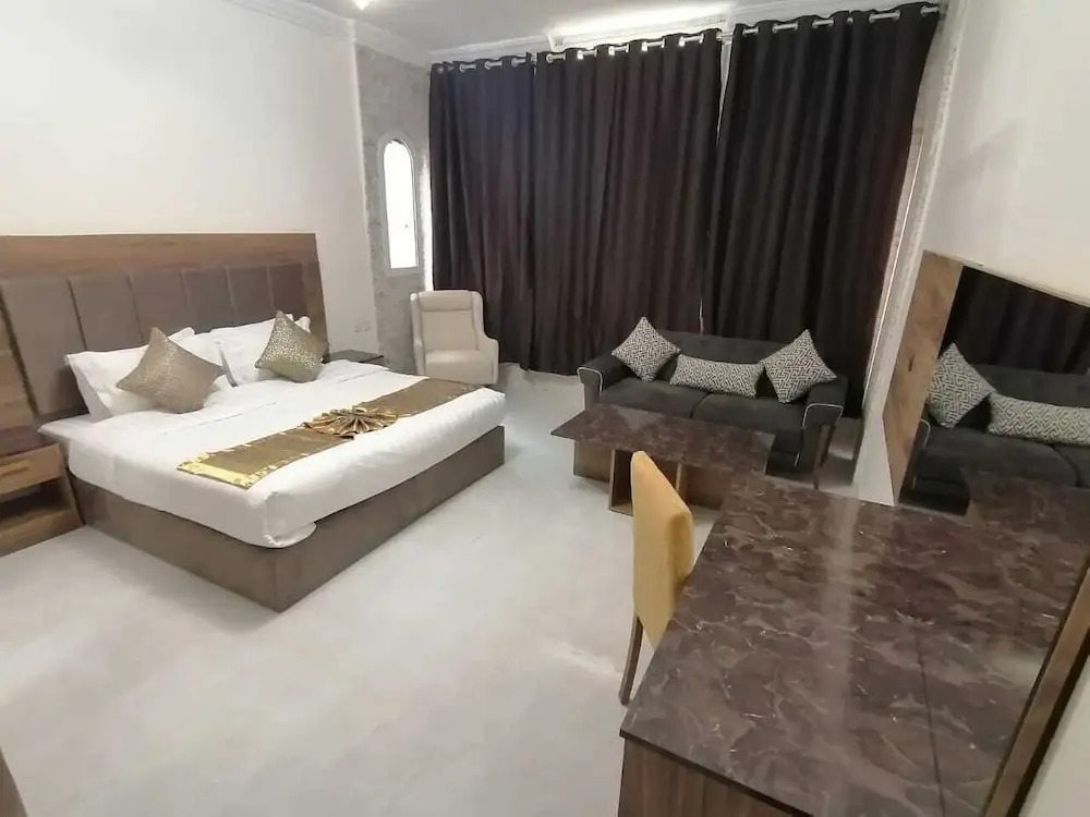 Iwan alandalusia hotel suites AlRehab