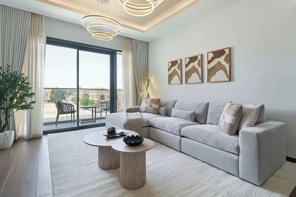 Luxury 1BR Apt in the Heart of City Walk