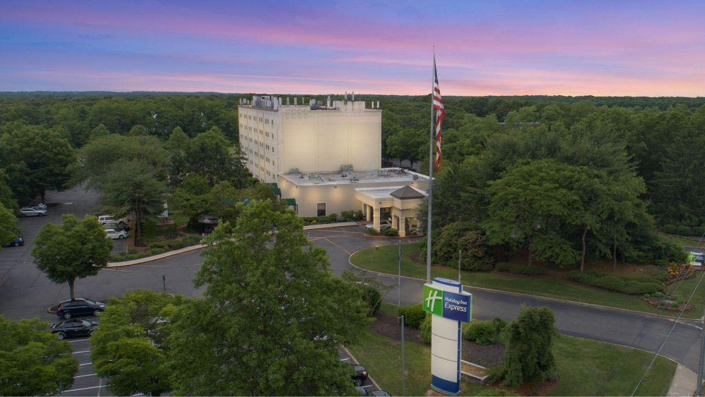 Holiday Inn Express Stony Brook-Long Island by IHG