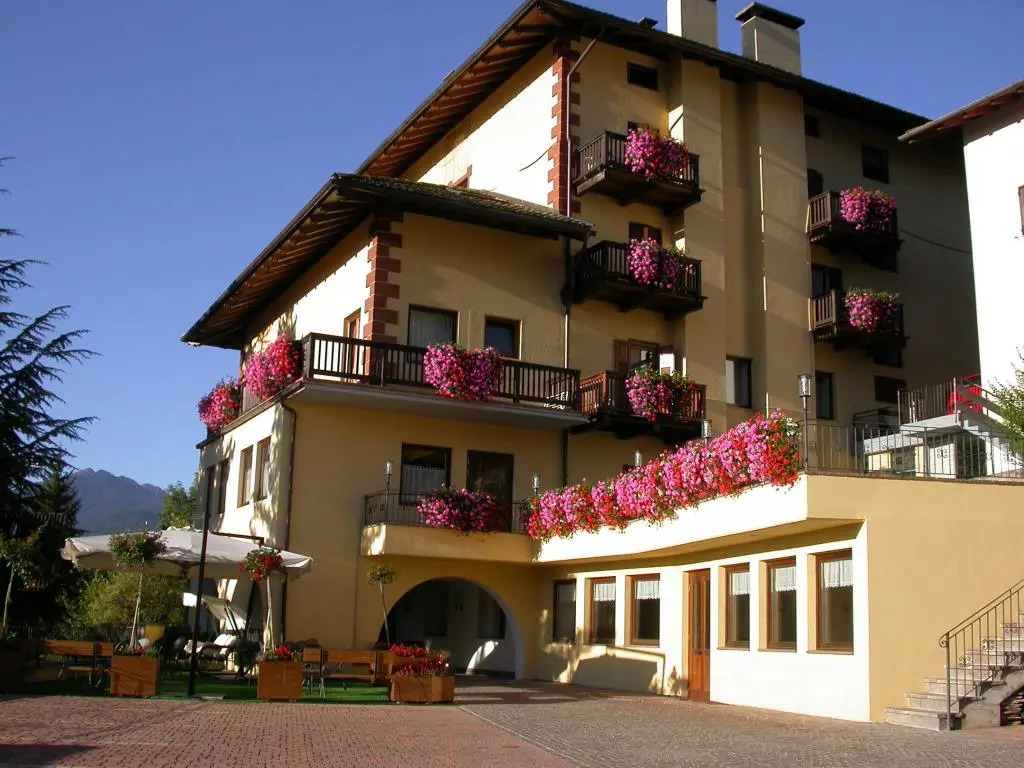 Hotel Corona