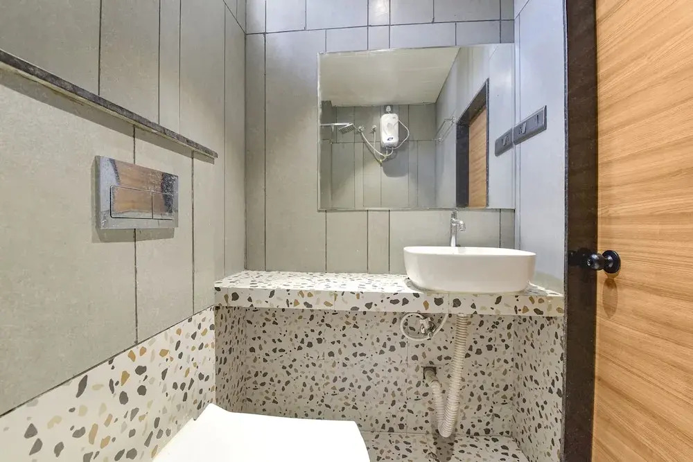 Fabhotel Kesar