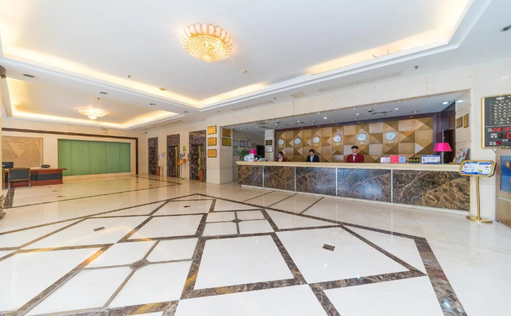 YiFeng Hotel