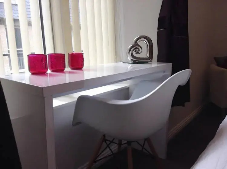 Mode Apartments - Urquhart Court