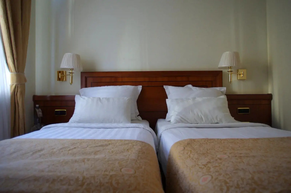My City Hotel