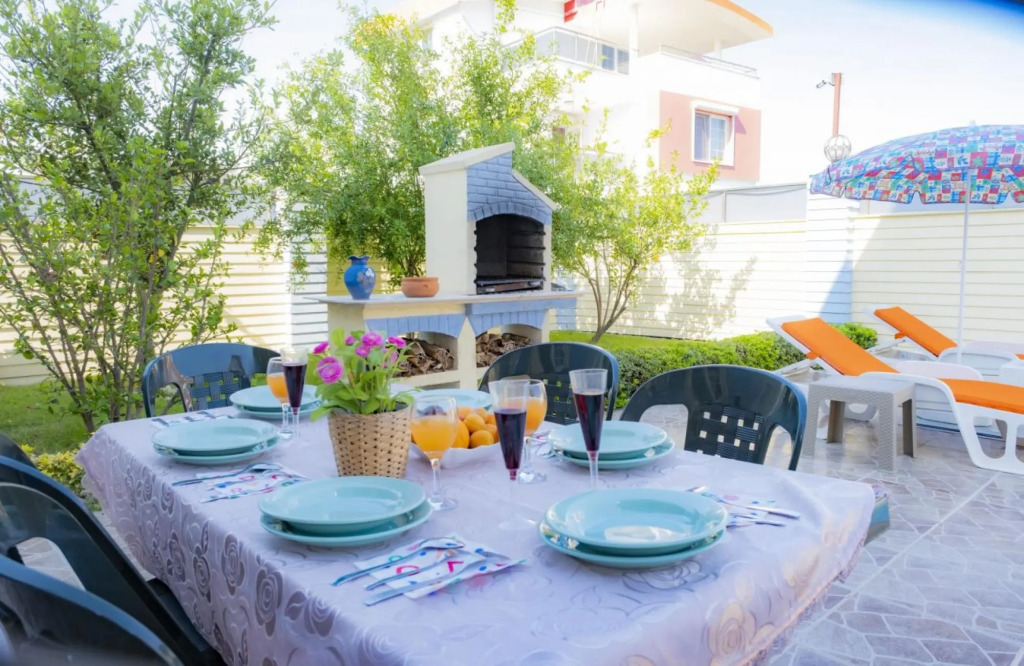 Splendid Villa with Private Pool in Antalya