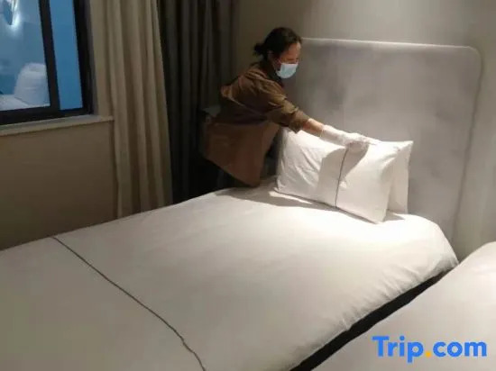 Yuxian Magnolia Garden Hotel